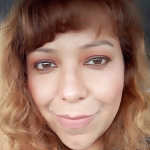 Meet your Posher, Monica